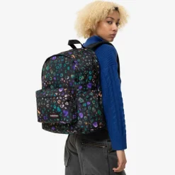 Eastpak Day Office 17 inch laptop rugzak 31 liter beastimal black