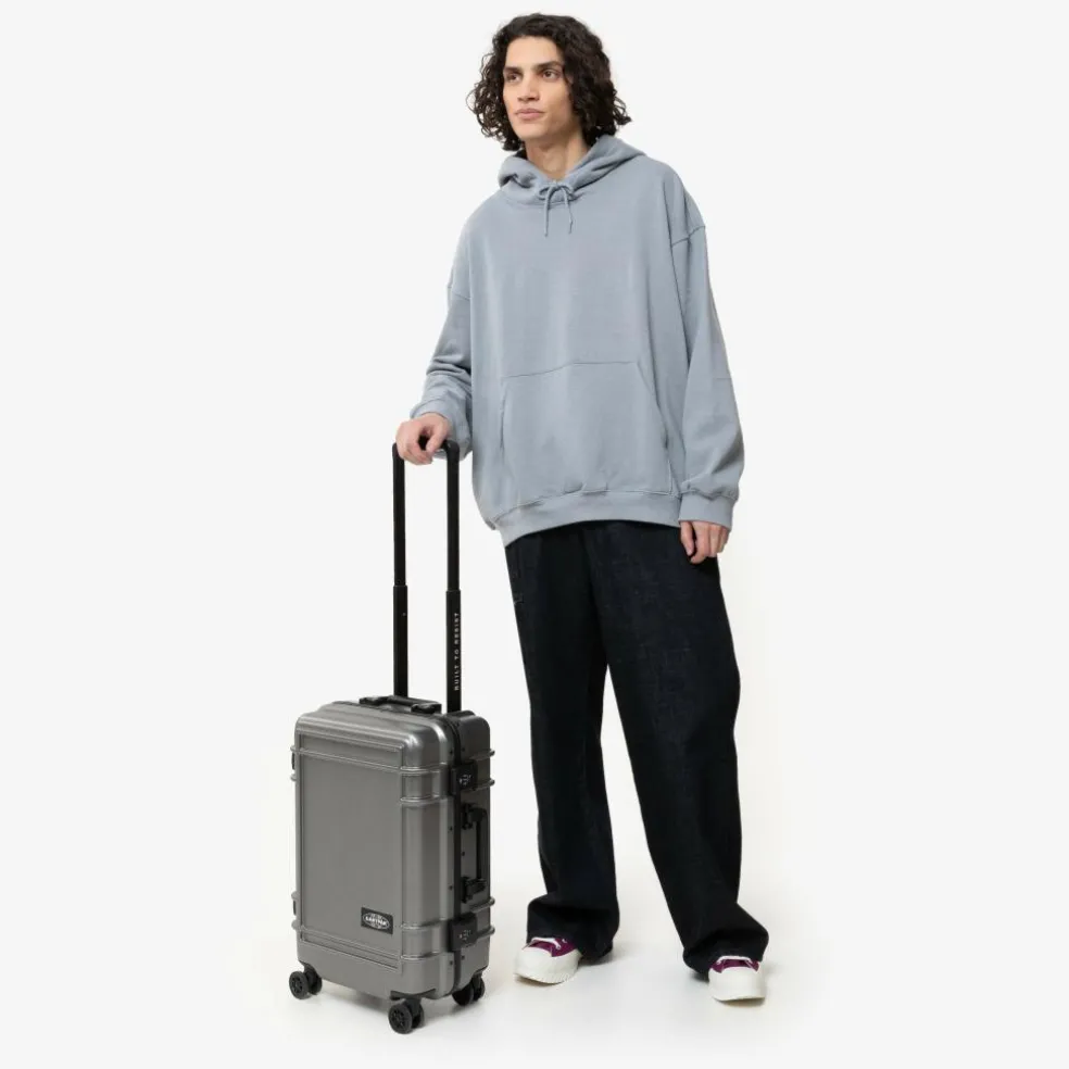 Eastpak Resist'r S koffer brushed metal