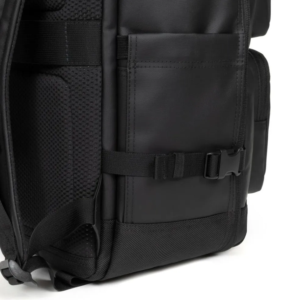 Eastpak Tecum Cabin 16 inch laptop rugzak 22 liter top black