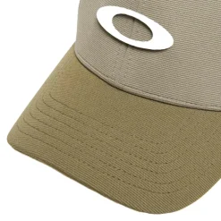 Oakley Tincan pet boulder army cement