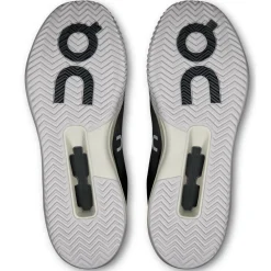 On THE ROGER Advantage Pro Clay tennisschoenen heren black white