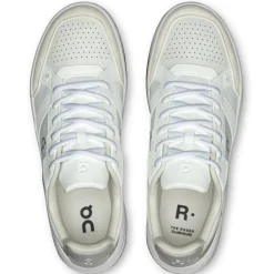 On THE ROGER Clubhouse schoenen heren white ivory