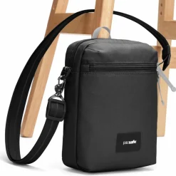 PacSafe GO Festival schoudertas jet black