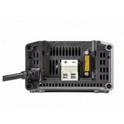 Victron Energy Blue Smart IP22 12V/15A acculader met 1 uitgang