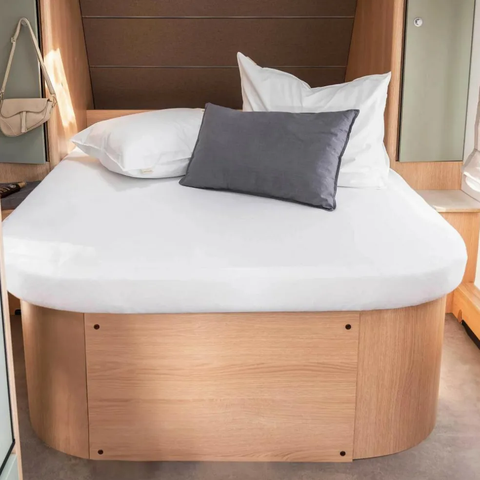 Walra Travel molton Queens bed