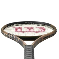 Wilson Blade 100UL V8 tennisracket